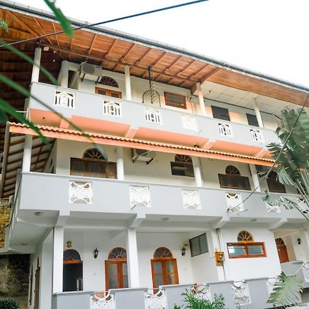 Rock House Hotel Unawatuna Eksteriør billede