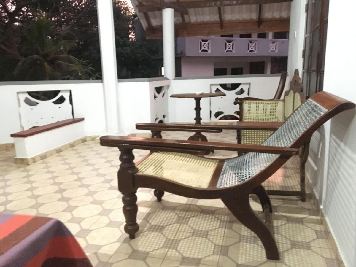 Rock House Hotel Unawatuna Eksteriør billede
