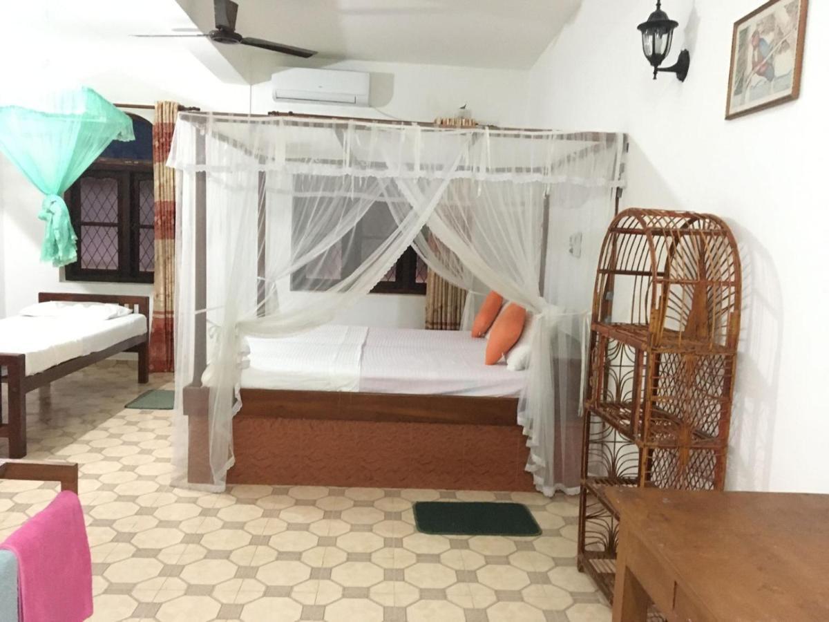 Rock House Hotel Unawatuna Eksteriør billede