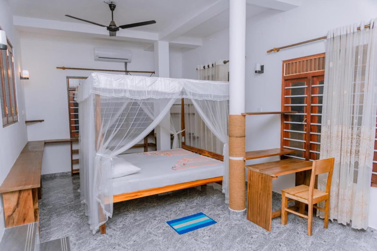 Rock House Hotel Unawatuna Eksteriør billede
